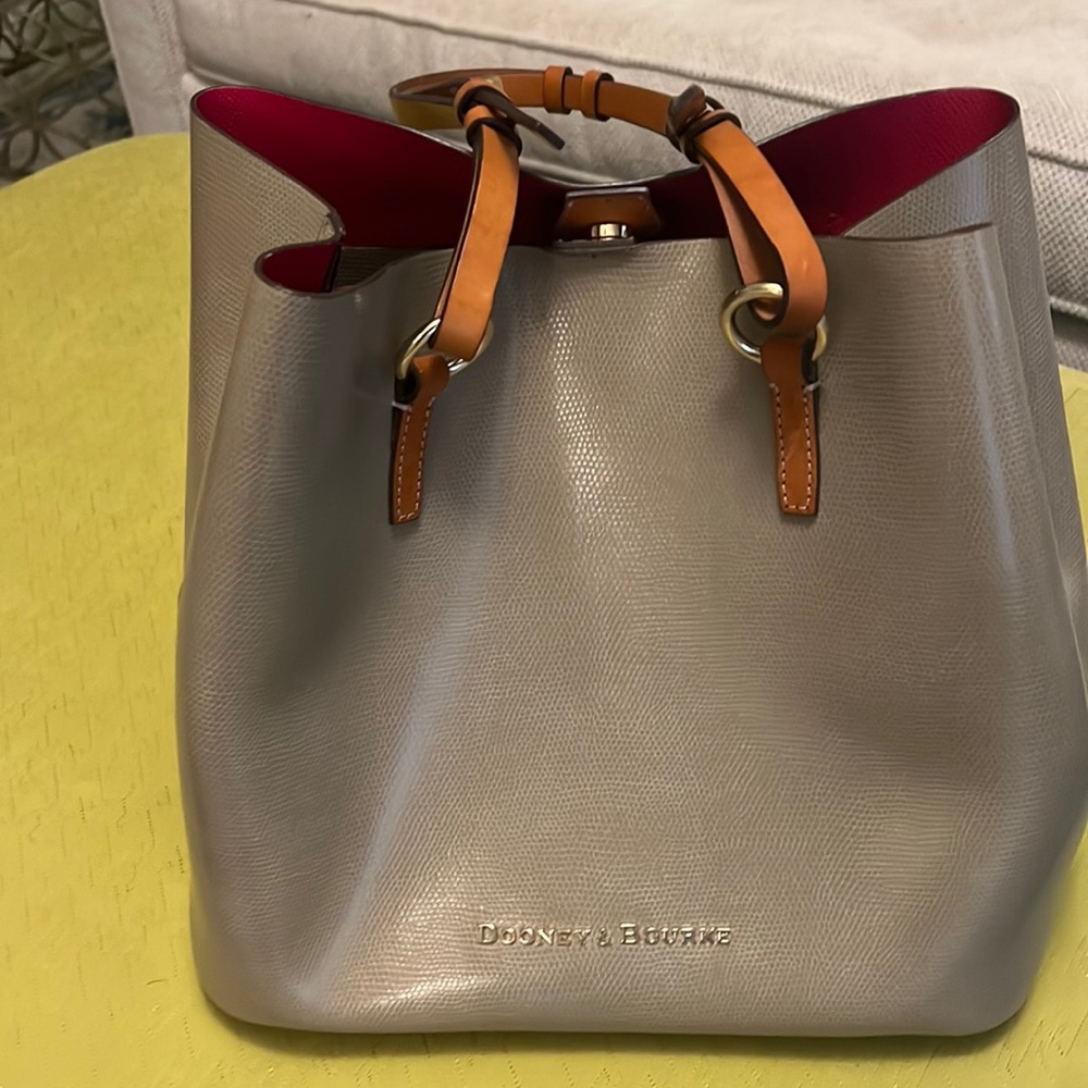 Dooney & Bourke bucket bag